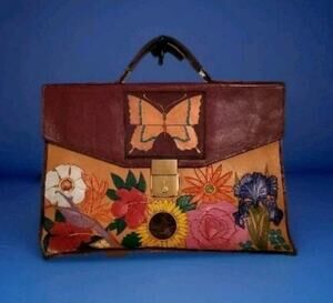Rare Signed M. Sin 70s Hand Tooled Leather Bag Floral Butterfly Brass Clasp